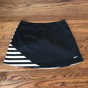 Slazenger Black and White Striped Golf Skort (M)